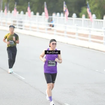 Runner Photo 6813613