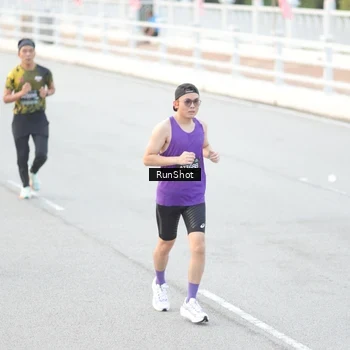 Runner Photo 6813617