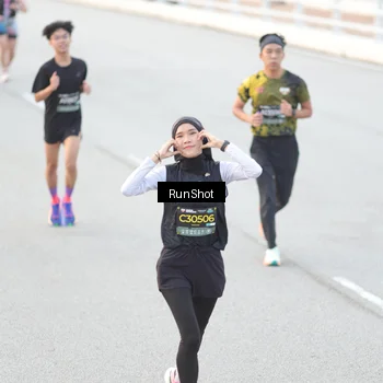 Runner Photo 6813636