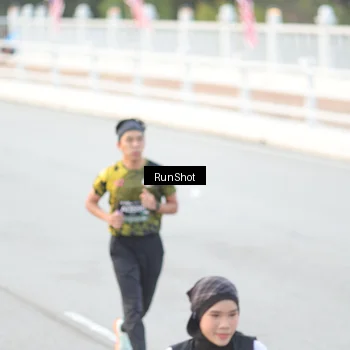 Runner Photo 6813653