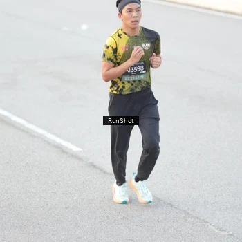 Runner Photo 6813666