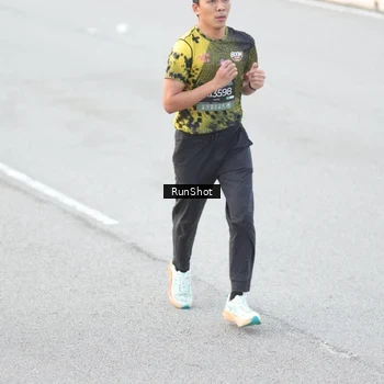 Runner Photo 6813668