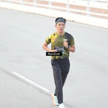 Runner Photo 6813669