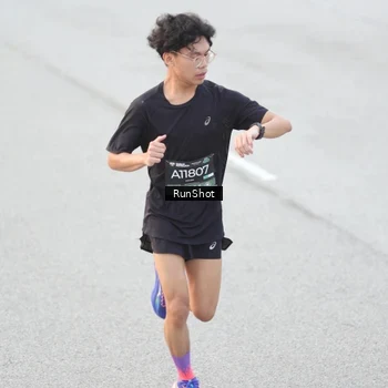 Runner Photo 6813671