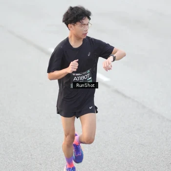 Runner Photo 6813672