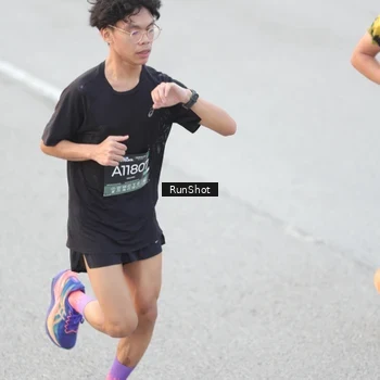 Runner Photo 6813677