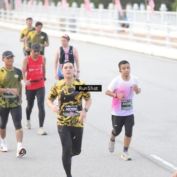 Runner Photo 6813707
