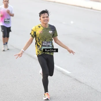 Runner Photo 6813708