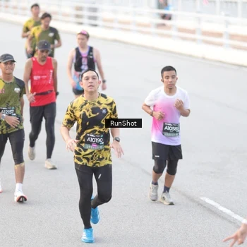 Runner Photo 6813712