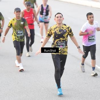 Runner Photo 6813717