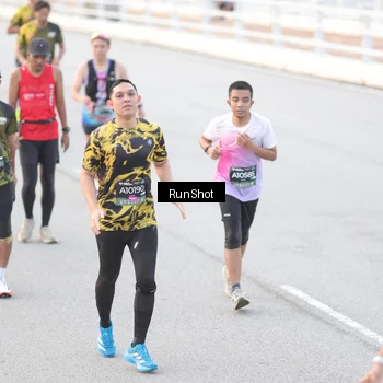 Runner Photo 6813718