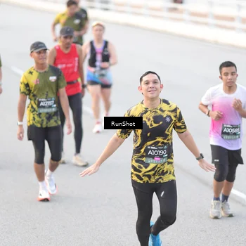 Runner Photo 6813721