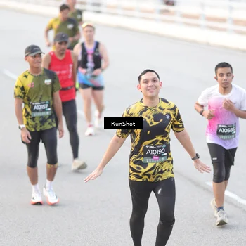 Runner Photo 6813724