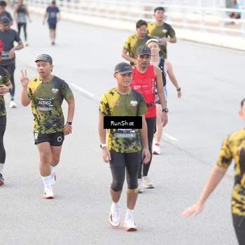 Runner Photo 6813742