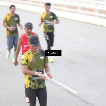 Runner Photo 6813749
