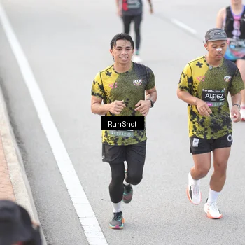 Runner Photo 6813753