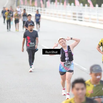 Runner Photo 6813761