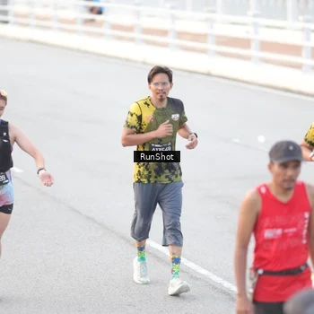 Runner Photo 6813779