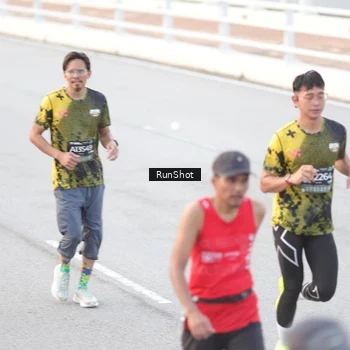 Runner Photo 6813780