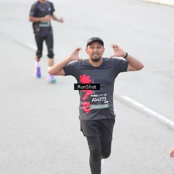 Runner Photo 6813793