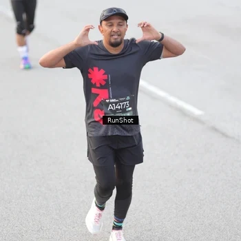 Runner Photo 6813800