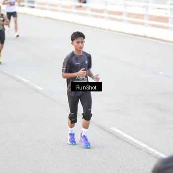 Runner Photo 6813806