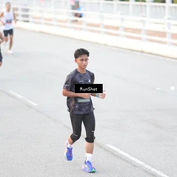 Runner Photo 6813811