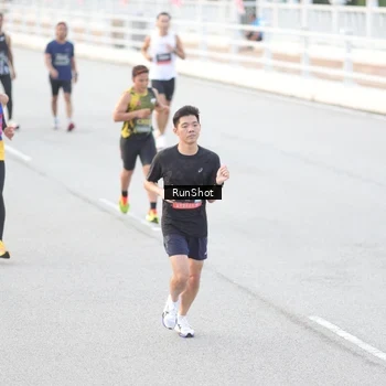 Runner Photo 6813821