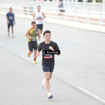 Runner Photo 6813823