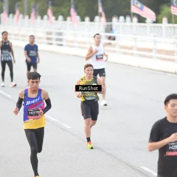 Runner Photo 6813833