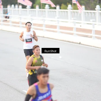 Runner Photo 6813847
