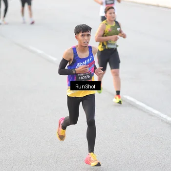 Runner Photo 6813852