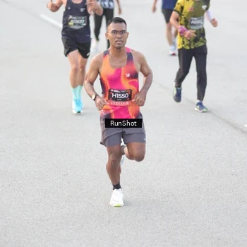Runner Photo 6813881