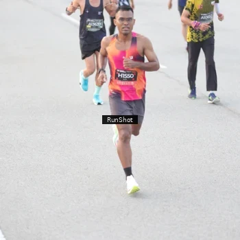Runner Photo 6813885