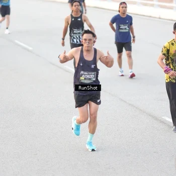 Runner Photo 6813899