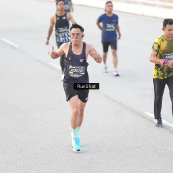 Runner Photo 6813901