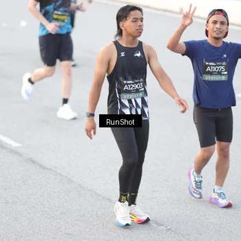 Runner Photo 6813965
