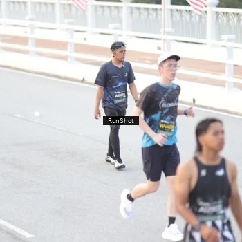 Runner Photo 6813975