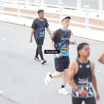 Runner Photo 6813976