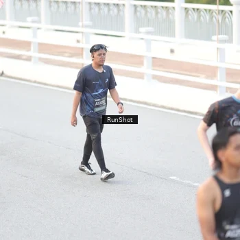 Runner Photo 6813982
