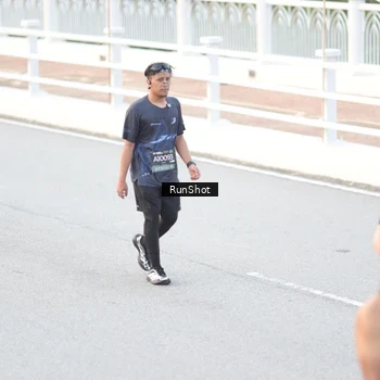 Runner Photo 6813984