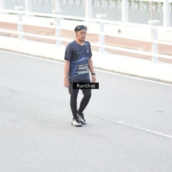 Runner Photo 6813989