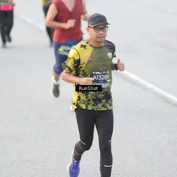 Runner Photo 6813991