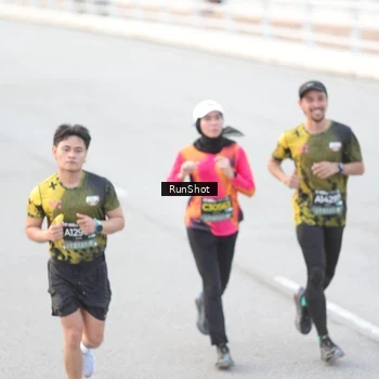 Runner Photo 6814001