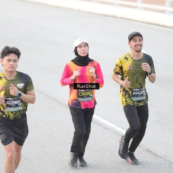Runner Photo 6814009