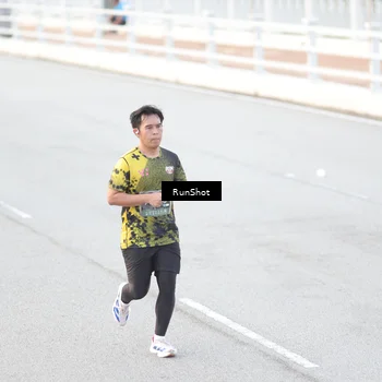 Runner Photo 6814032