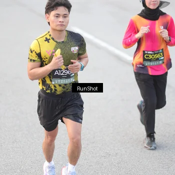Runner Photo 6814034