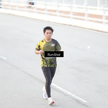 Runner Photo 6814035