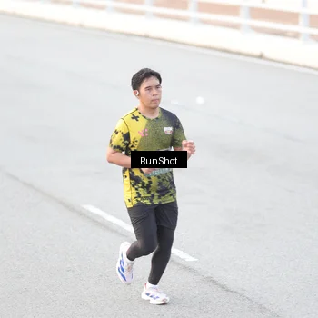 Runner Photo 6814040