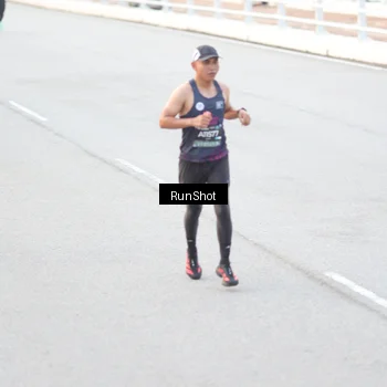 Runner Photo 6814052